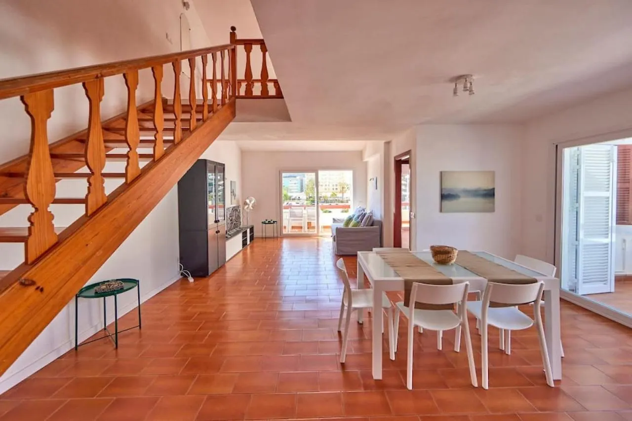 Nura Houses Magaluf Duplex 5 شقة ماغالوف